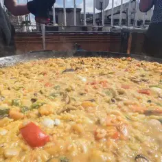 Gdzie zjeść najlepszą paellę w Barcelonie? Odkryj wyjątkowe miejsca