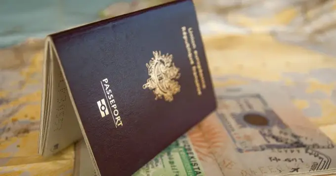 Gibraltar czy trzeba paszport? Sprawdź, co musisz wiedzieć przed wyjazdem